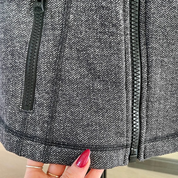 EUC Lululemon Define Jacket Herringbone Gray 4 - Picture 13 of 16